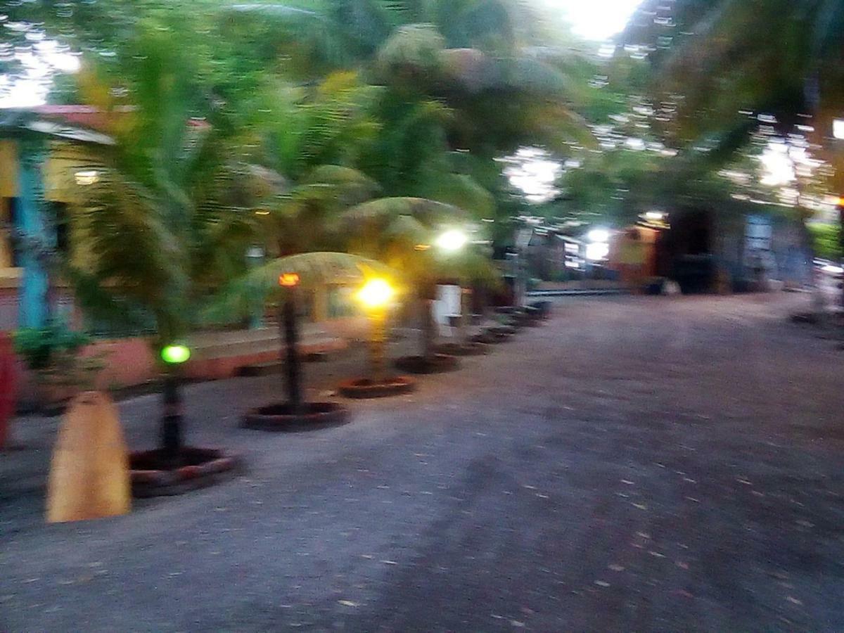 Hostel Sunset Villas Popoyo Buitenkant foto